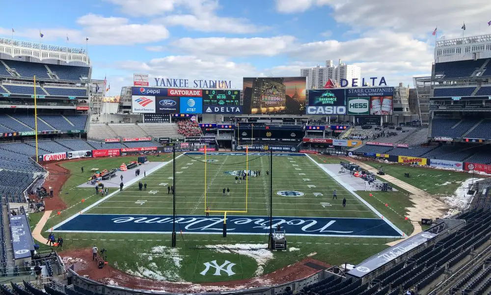 Notre Dame dominates Syracuse at Yankee Stadium - Newsday